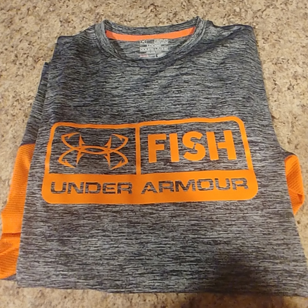 Heat Gear Loose Under Armour Top